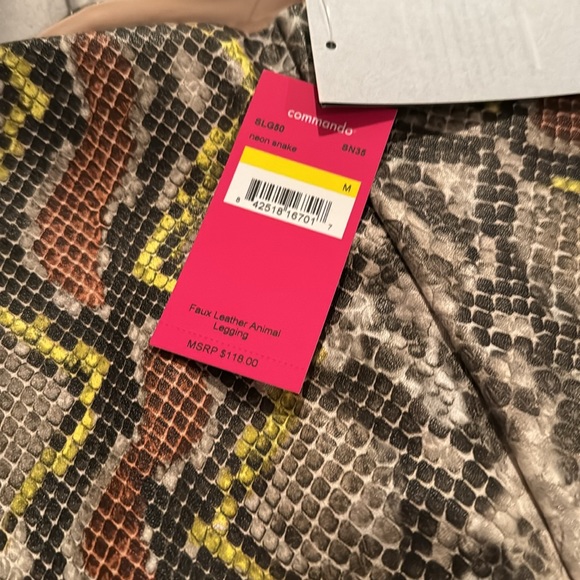 Commando Faux Leather Legging in Neon Snake NWT - Picture 6 of 6